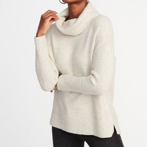 OLD NAVY Slouchy Garter Stitch Cream Turtleneck Sweater Size Medium